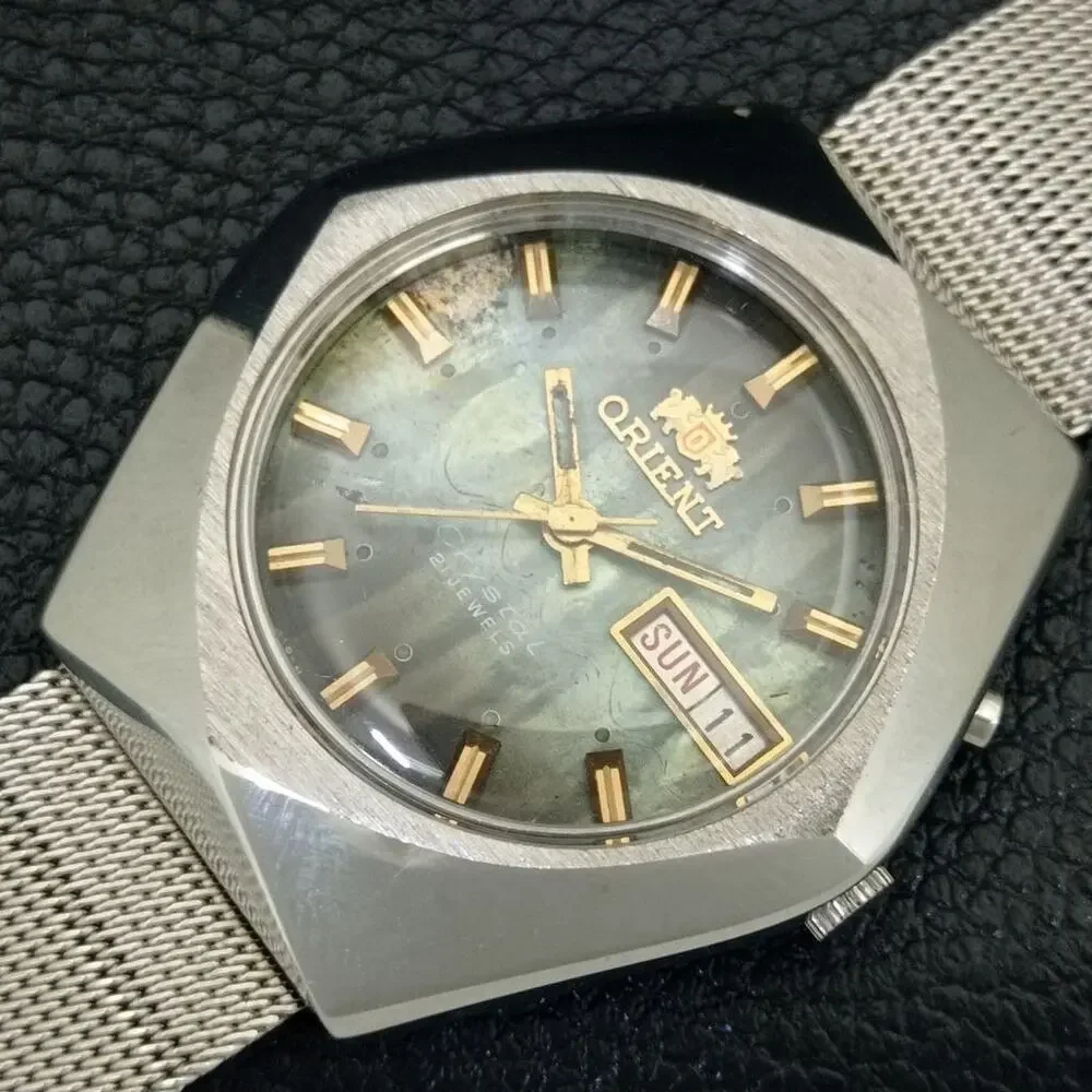 Vintage 1990 Orient Automatic Mens Silver Watch W/daydate & Green accents